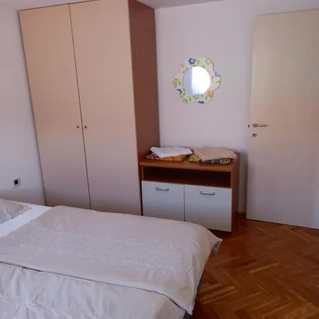 App Petre-3 Floor