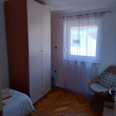 App Petre-3 Floor